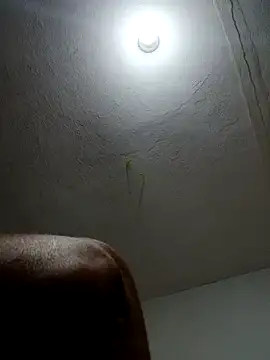 Nicolaskribeiro online show from 12/20/25, 06:37