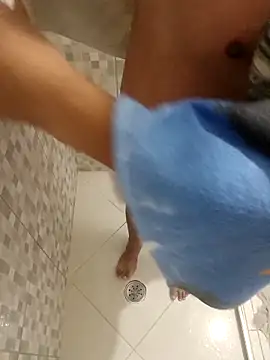 Nicolaskribeiro online show from 04/24/26, 08:50