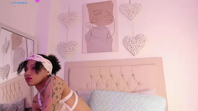 daiana curly online show from 03/01/25, 02:44