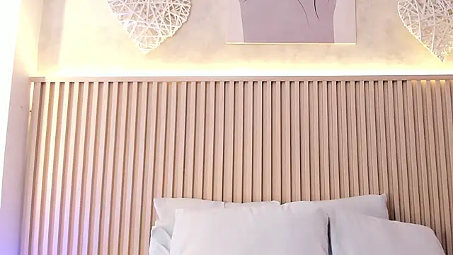 daiana curly online show from 03/21/26, 08:23