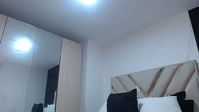 fairylatin222 online show from 10/20/25, 01:50