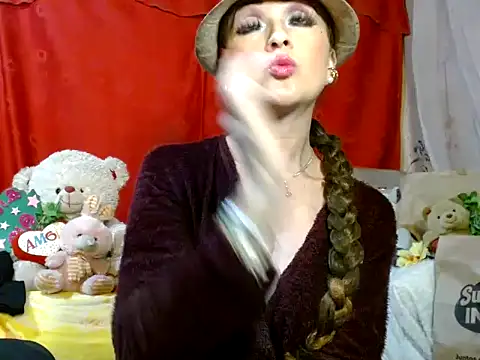 hottieperla online show from 05/14/26, 06:15