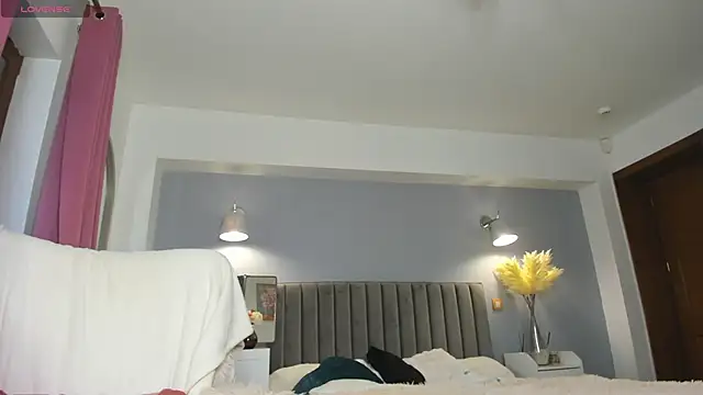 Awesome Jolie online show from 01/06/26, 06:50