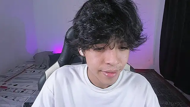 Alan26  online show from 11/22/25, 04:55