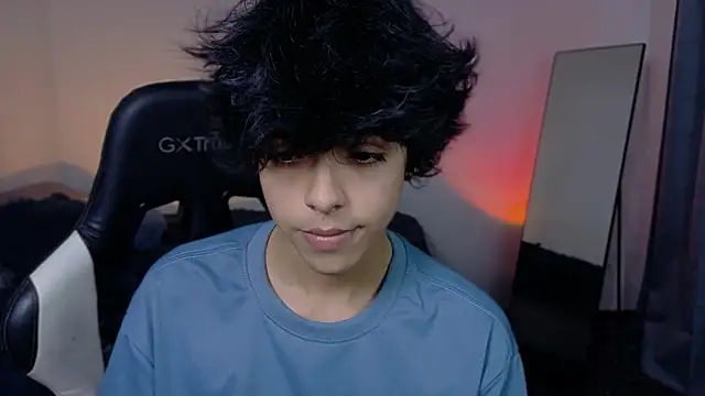 Alan26  online show from 04/01/26, 01:39