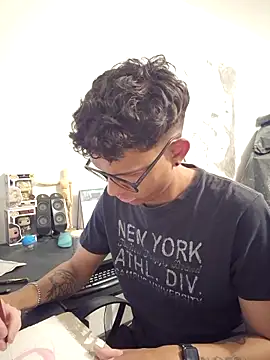 Snapshot of xrobXstax chatting on 10/09/25, 10:52 xrobXstax online show from 10/09/25, 10:52