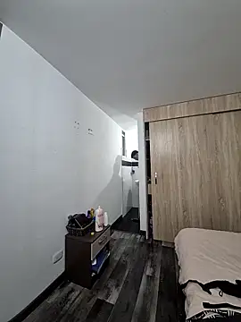 Snapshot of xrobXstax chatting on 10/15/25, 11:27 xrobXstax online show from 10/15/25, 11:27