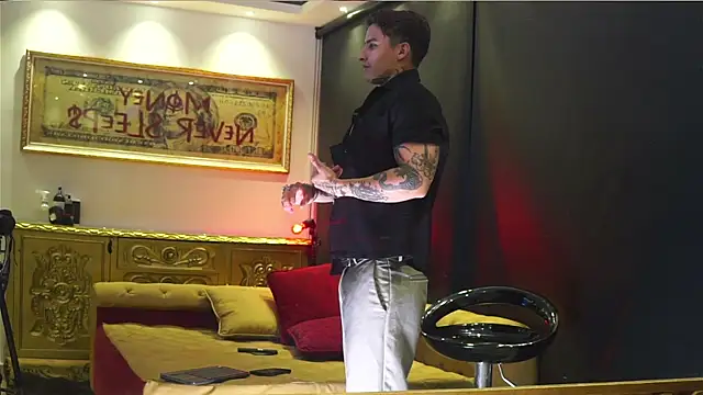 dantecoppolaa  online show from 06/06/26, 02:27