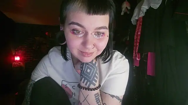 MoorderxDoll online show from 01/05/25, 11:33