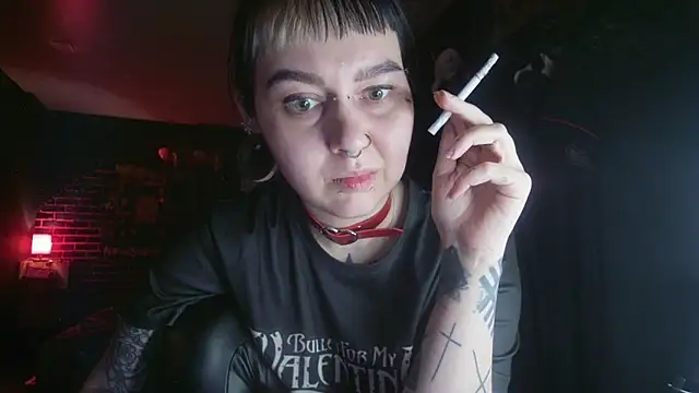 MoorderxDoll online show from 02/13/25, 10:54
