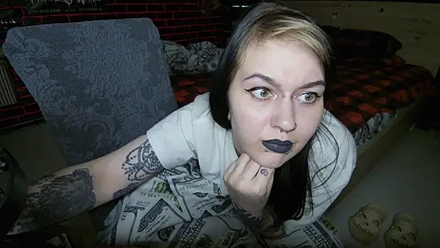 MoorderxDoll online show from 07/17/26, 06:13