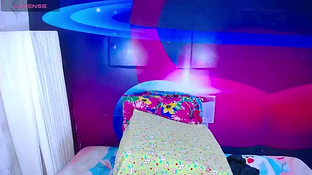 Cristalxxts online show from 02/04/26, 07:20