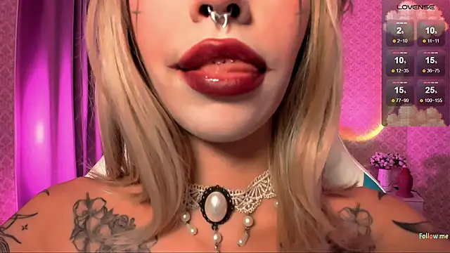 LeylaNoiry online show from 10/12/25, 02:38