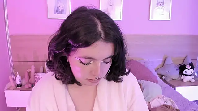 Snapshot of Sachi_Meow chatting on 03/02/25, 09:43 Sachi Meow online show from 03/02/25, 09:43