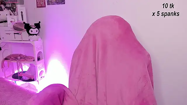 Snapshot of Sachi_Meow chatting on 10/24/25, 11:28 Sachi Meow online show from 10/24/25, 11:28