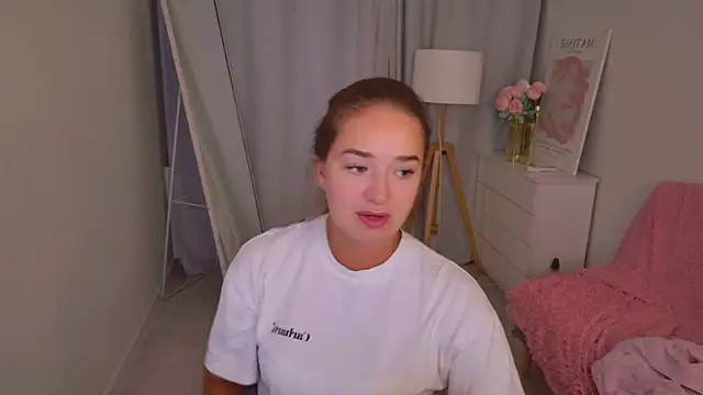 LovelyJessie online show from 04/09/26, 02:55