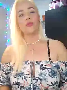 Snapshot of LuCKy_JoK chatting on 01/05/25, 04:48 LuCKy JoK online show from 01/05/25, 04:48