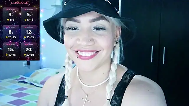 Snapshot of LuCKy_JoK chatting on 01/13/25, 05:12 LuCKy JoK online show from 01/13/25, 05:12