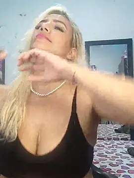 Snapshot of LuCKy_JoK chatting on 02/27/25, 06:31 LuCKy JoK online show from 02/27/25, 06:31