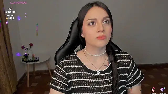 anaveleeez online show from 02/06/25, 07:13