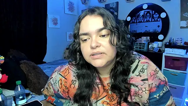 Luise Meyrink online show from 11/07/25, 03:06