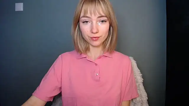 LuciaYoung online show from 02/13/26, 01:18