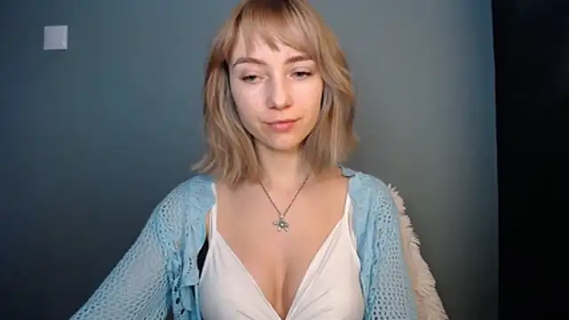 LuciaYoung online show from 02/17/26, 07:38