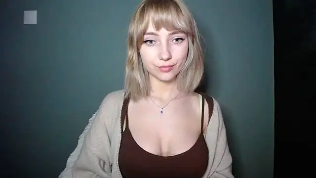 LuciaYoung online show from 03/04/26, 07:20