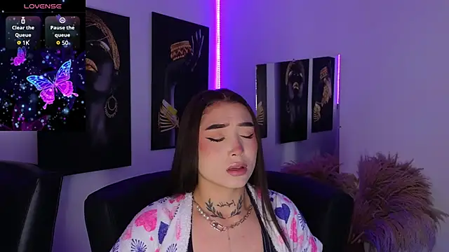  brenna hanson online show from 11/01/25, 07:16