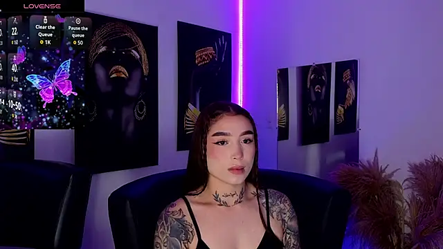  brenna hanson online show from 11/26/25, 07:15