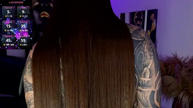 Snapshot of _brenna_hanson chatting on 02/11/26, 07:19 brenna hanson online show from 02/11/26, 07:19