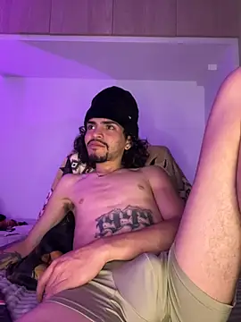 aangie  uwu online show from 01/25/25, 02:47