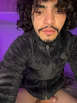 aangie  uwu online show from 02/06/25, 05:25