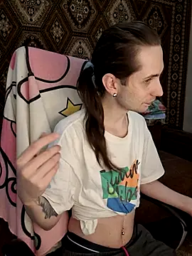 Nikki Sandy online show from 02/15/25, 08:11