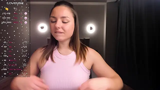 ThreeshaWhite online show from 02/19/25, 04:22