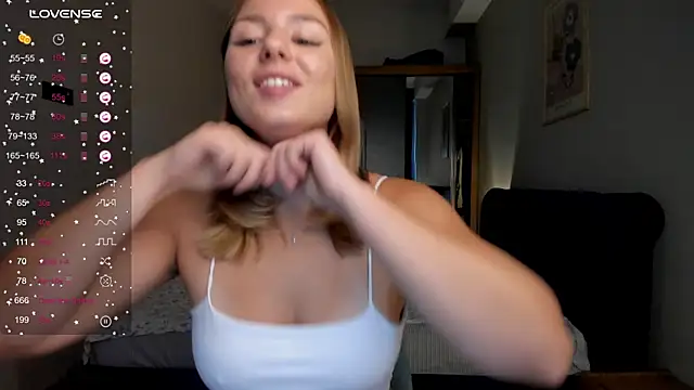 ThreeshaWhite online show from 09/10/25, 04:56