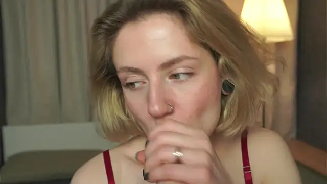 PixieMeow  online show from 12/20/24, 04:04