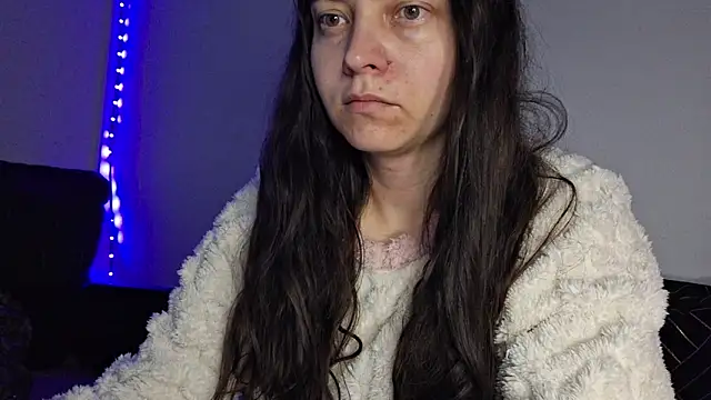 Cyndee Winter online show from 12/21/24, 07:13