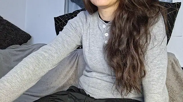 Cyndee Winter online show from 01/02/25, 02:46