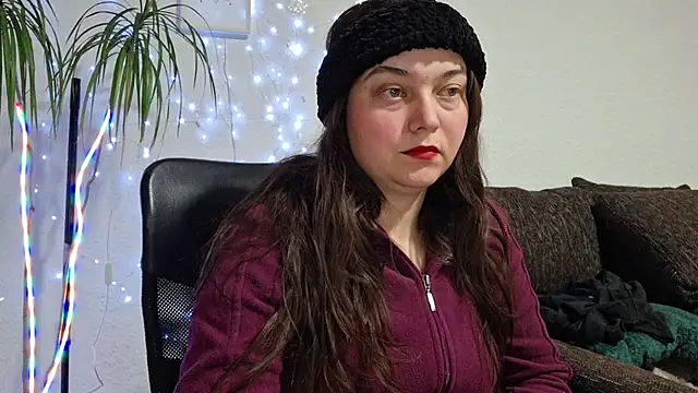 Cyndee Winter online show from 02/03/26, 06:35