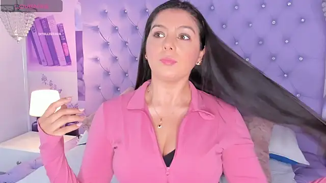 SamaraLincolnn online show from 05/05/26, 05:43