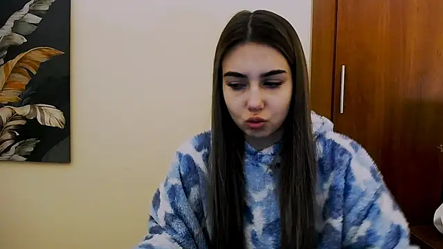 Lili magic online show from 02/12/25, 12:12