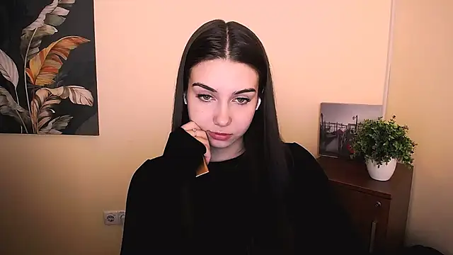 Lili magic online show from 09/11/25, 12:27