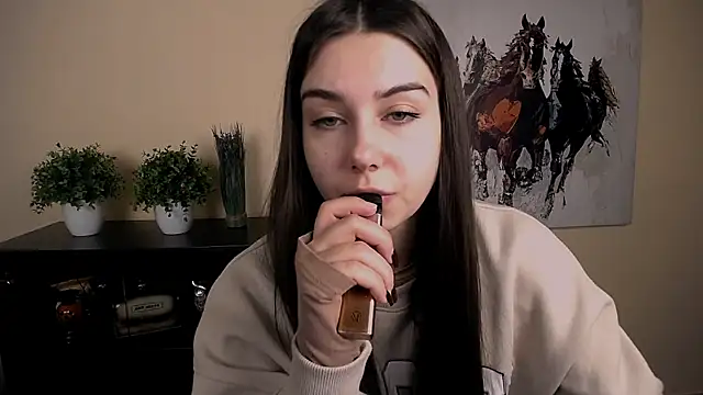 Lili magic online show from 11/15/25, 09:28