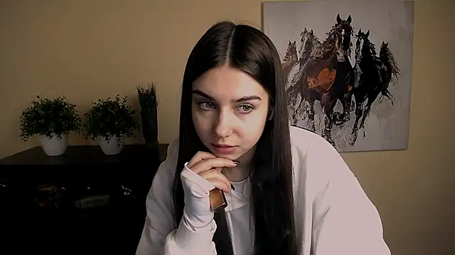 Lili magic online show from 11/19/25, 08:36