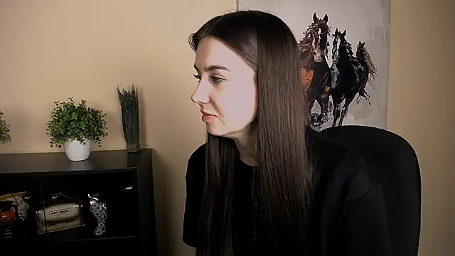 Lili magic online show from 12/16/25, 09:58