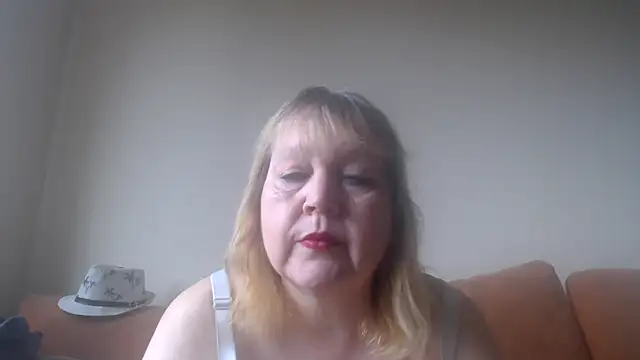 Snapshot of Blasflittchen chatting on 01/25/25, 01:41 Blasflittchen online show from 01/25/25, 01:41