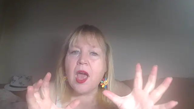 Snapshot of Blasflittchen chatting on 01/29/25, 02:32 Blasflittchen online show from 01/29/25, 02:32