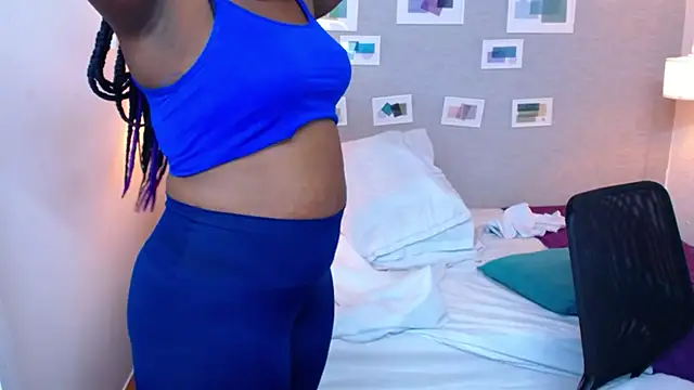 kiara evanss online show from 03/14/25, 02:20