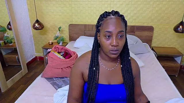 kiara evanss online show from 11/11/25, 02:28